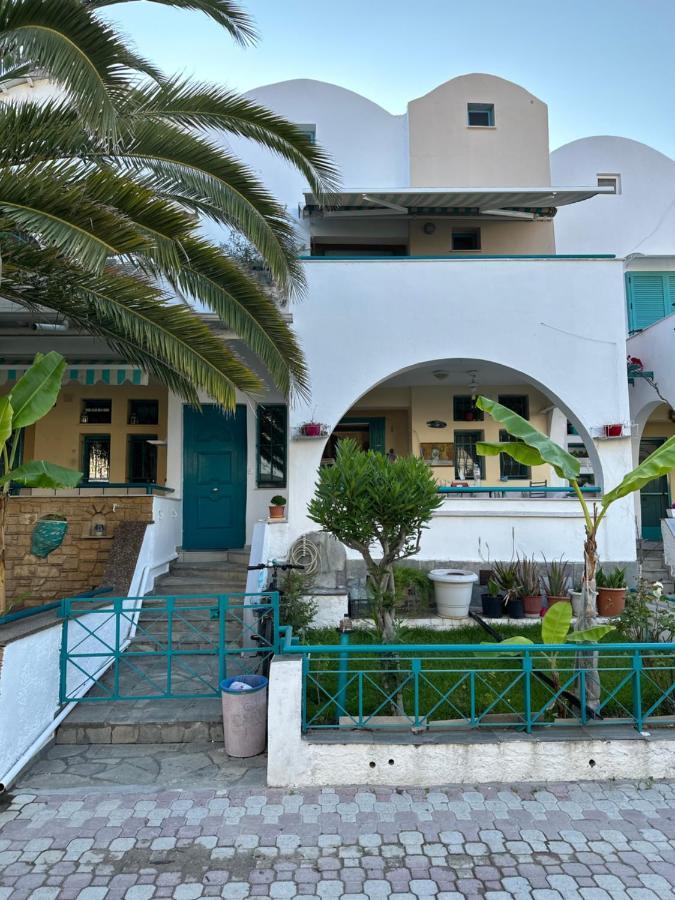 Emerald Seaside Apartment In Pefkohori Pefkochori Bagian luar foto