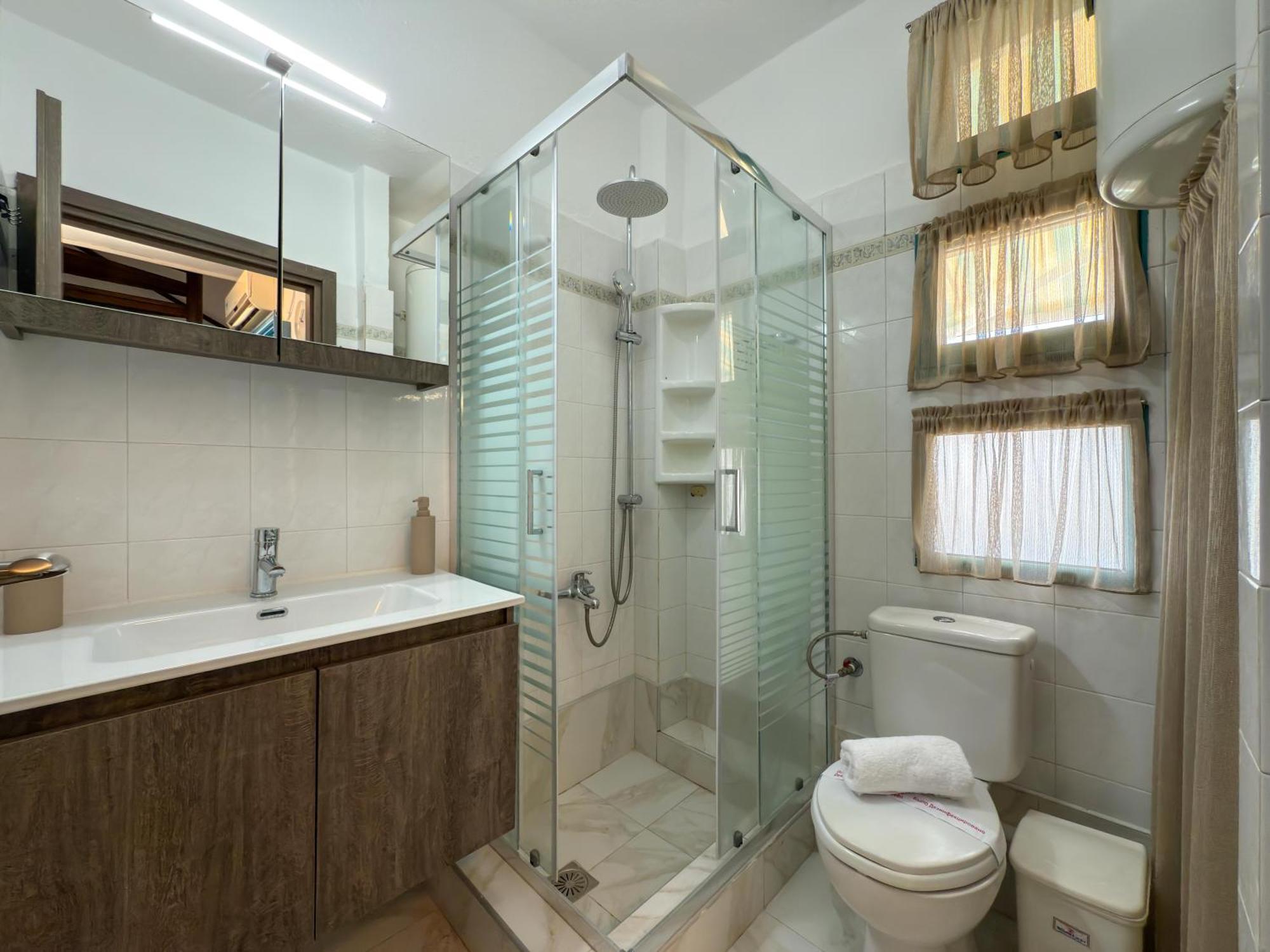 Emerald Seaside Apartment In Pefkohori Pefkochori Bagian luar foto