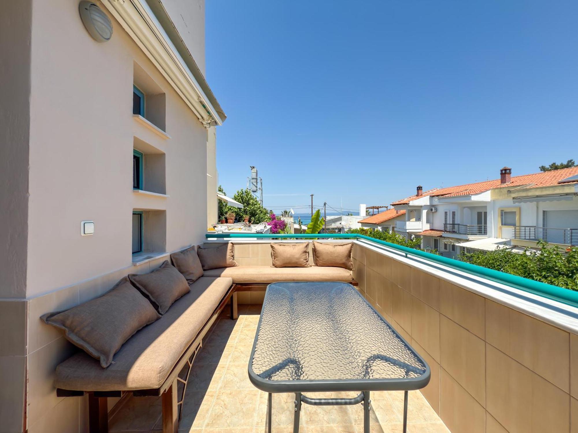 Emerald Seaside Apartment In Pefkohori Pefkochori Bagian luar foto