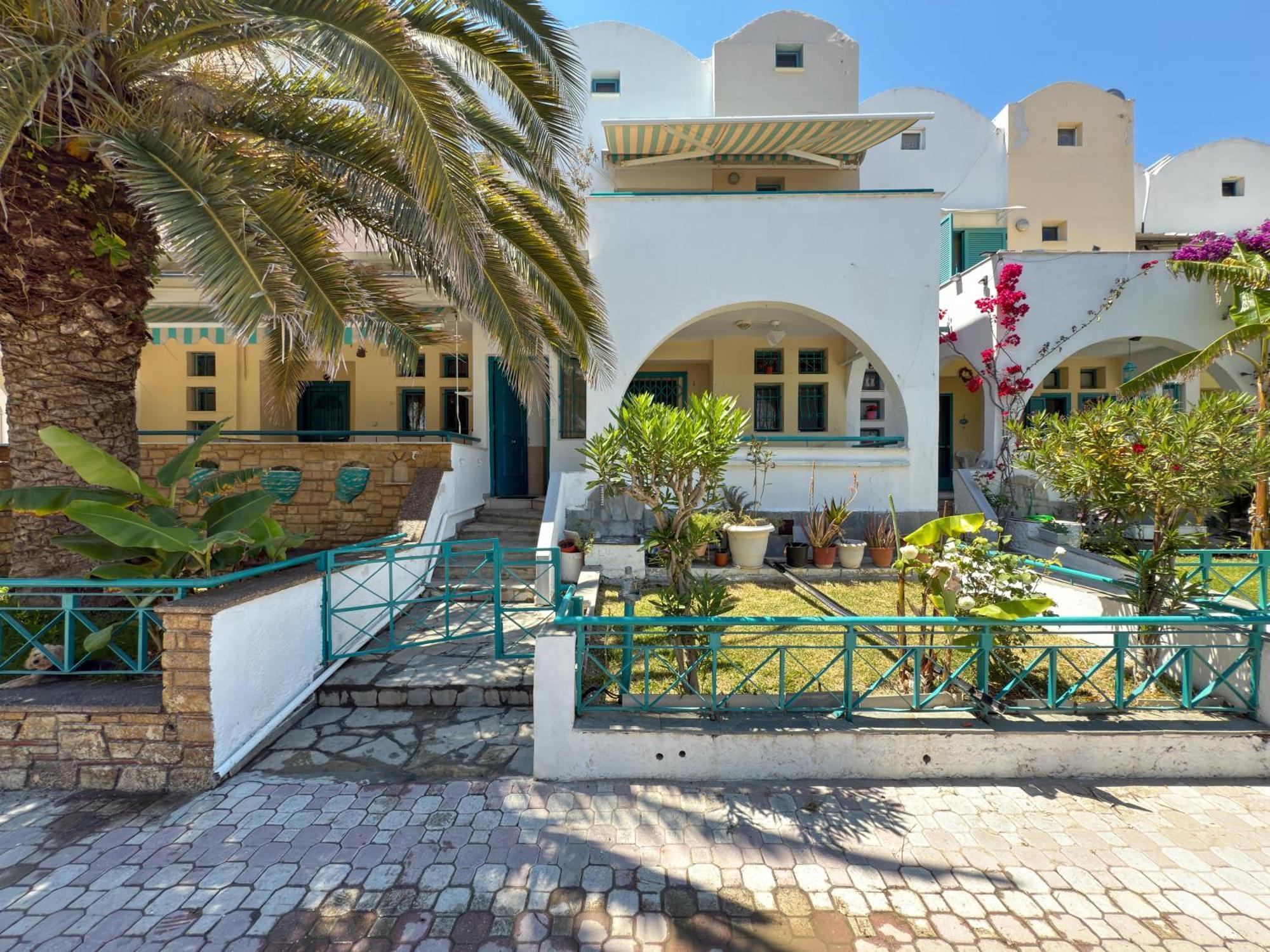 Emerald Seaside Apartment In Pefkohori Pefkochori Bagian luar foto